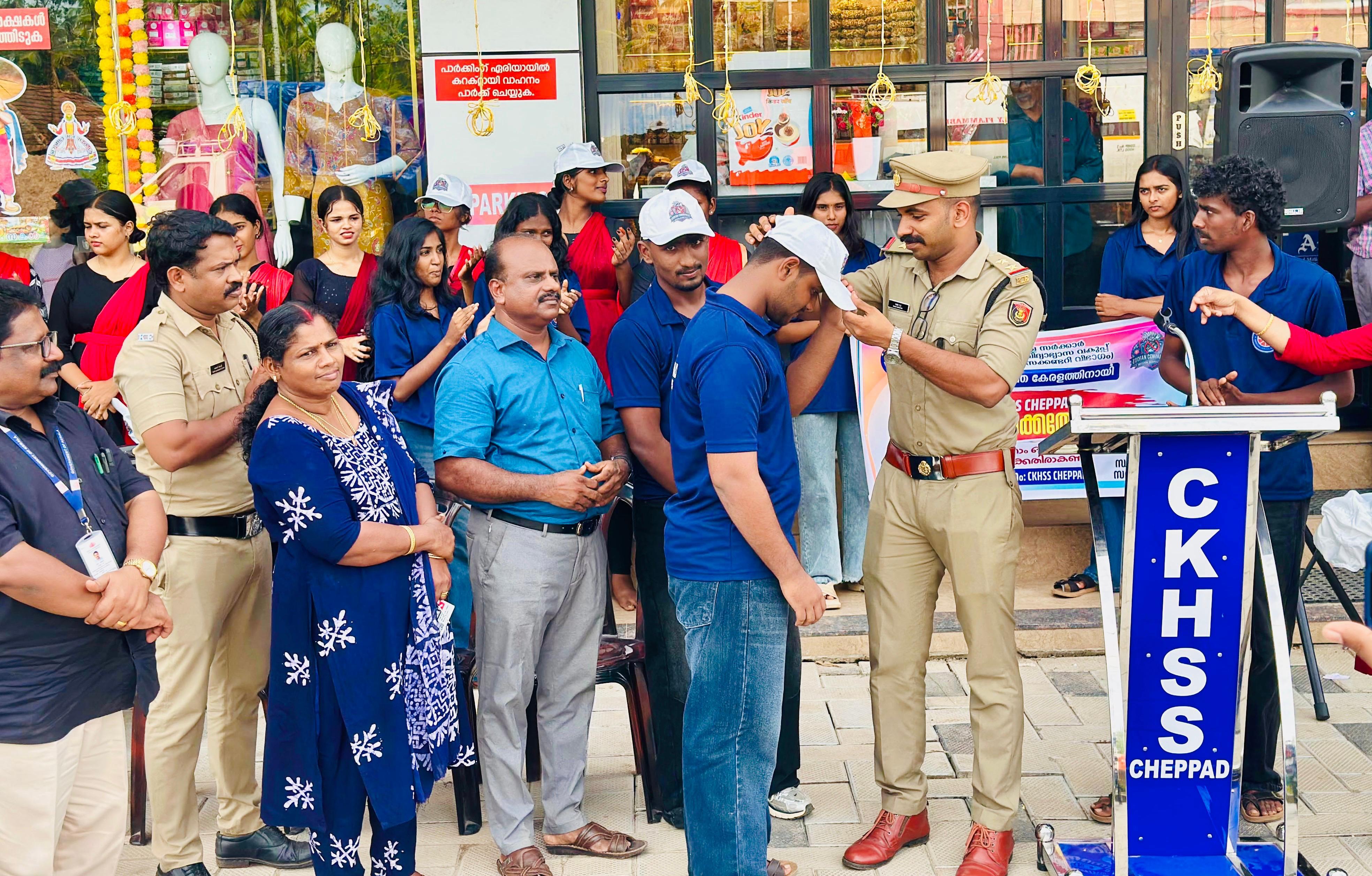 തൂഫാൻ കമാൻഡോകളായി എൻഎസ്എസ് വോളണ്ടിയർമാർ 